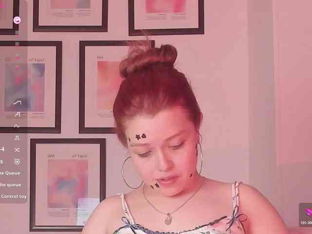 Pamela-Velvet webcam