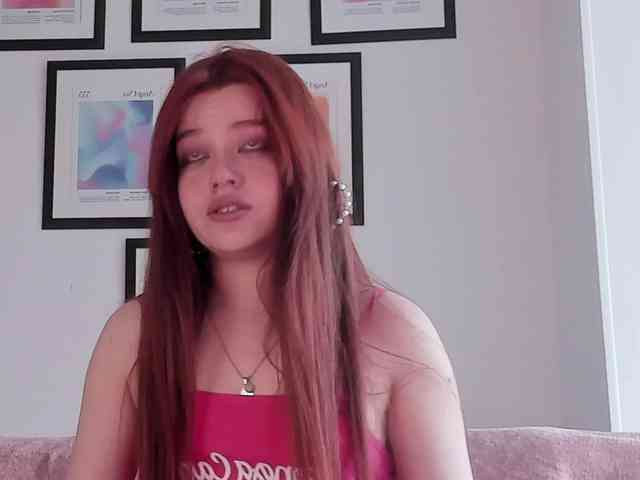 Pamela-Velvet webcam