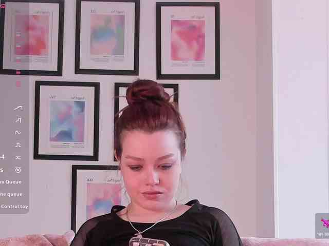 Pamela-Velvet Pamela-Velvet