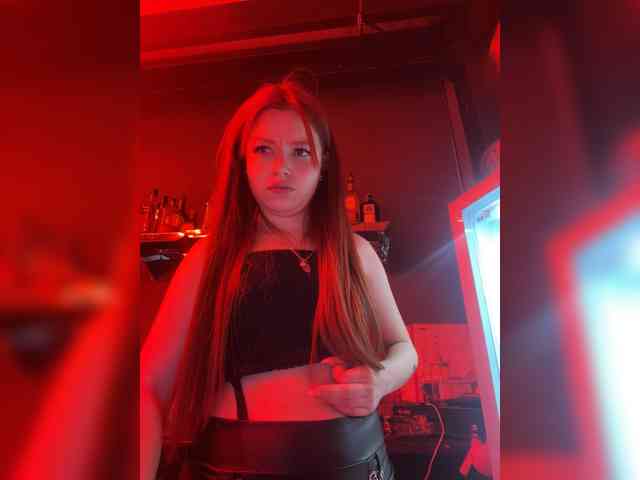 Pamela-Velvet Pamela-Velvet