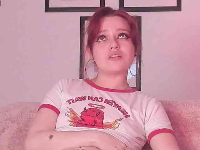 Pamela-Velvet webcam
