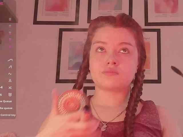 Pamela-Velvet webcam