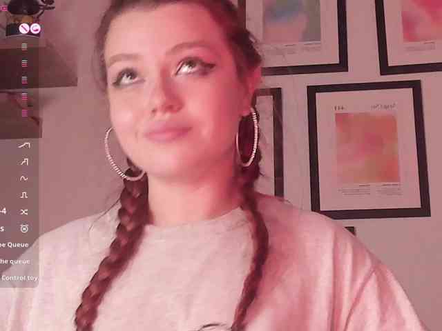 Pamela-Velvet webcam