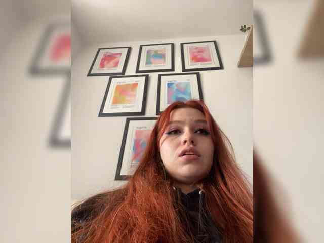 Pamela-Velvet webcam