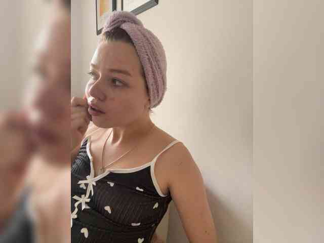 Pamela-Velvet webcam