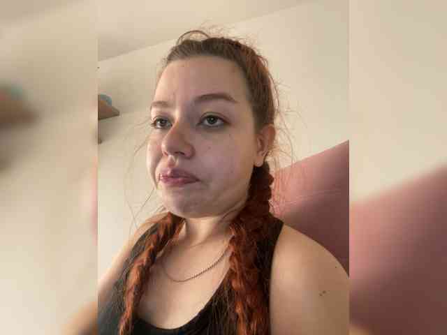 Pamela-Velvet webcam