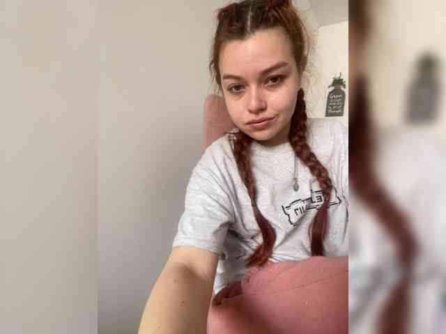 Pamela-Velvet webcam
