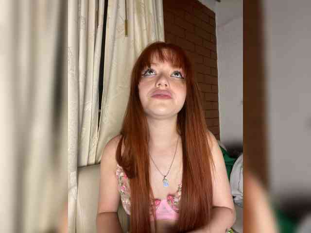 Pamela-Velvet webcam