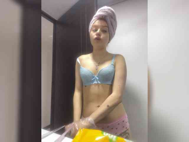 Pamela-Velvet