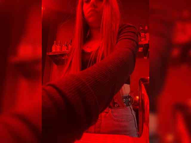 Pamela-Velvet webcam