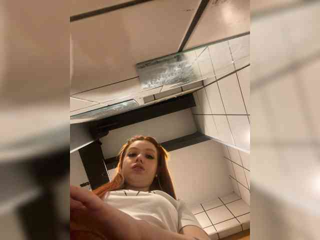 Pamela-Velvet webcam