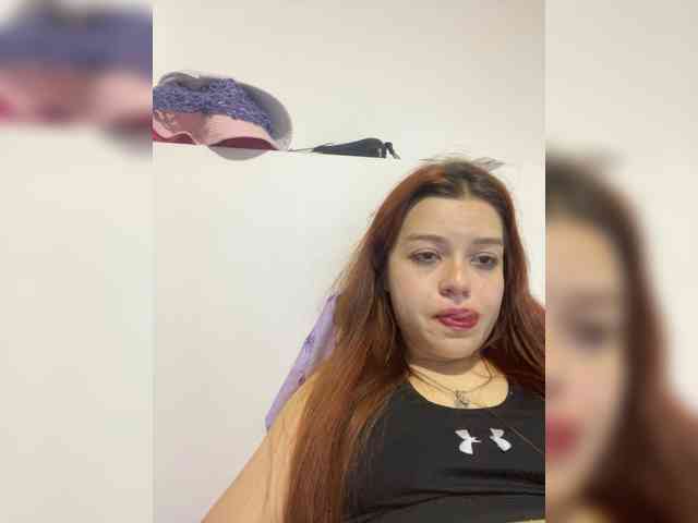 Pamela-Velvet webcam