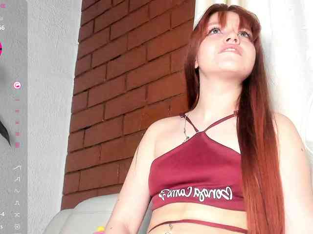 Pamela-Velvet webcam