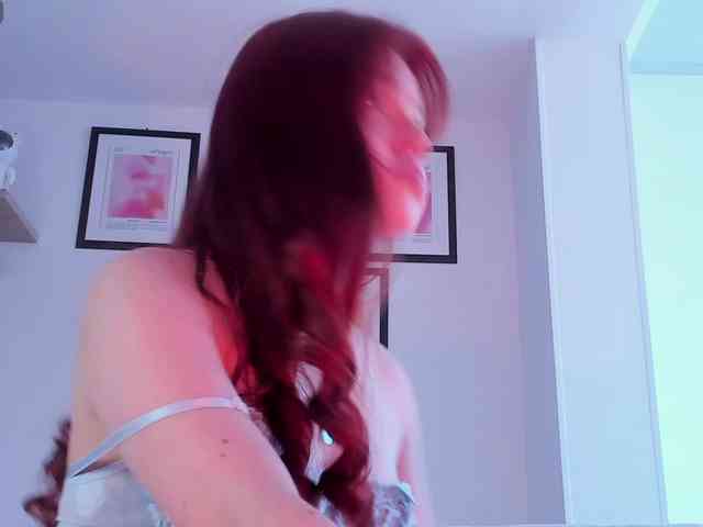 Pamela-Velvet Pamela-Velvet