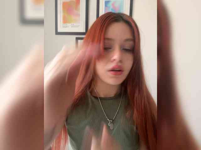 Pamela-Velvet Pamela-Velvet