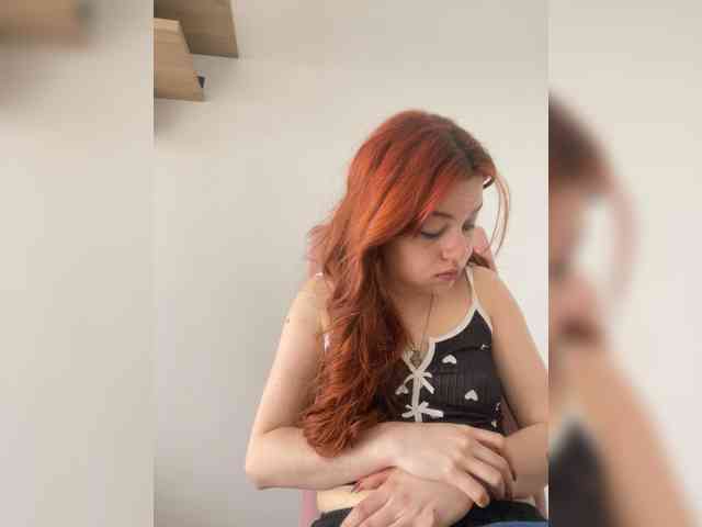 Pamela-Velvet webcam