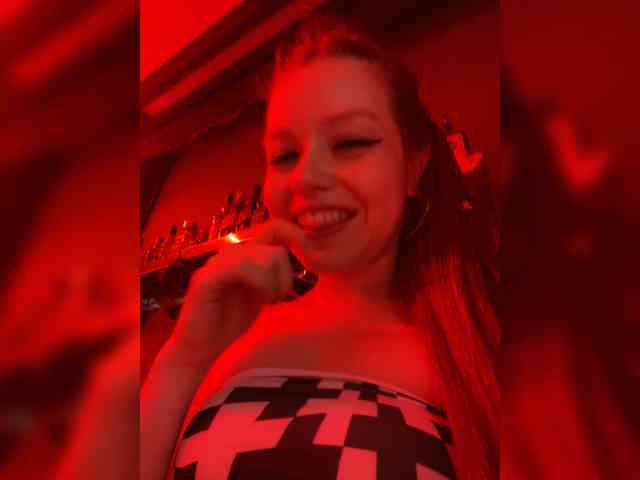Pamela-Velvet webcam