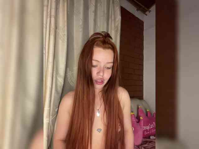 Modelo: Pamela-Velvet