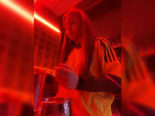 Pamela-Velvet