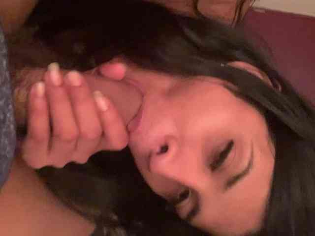 Nikhollhottt