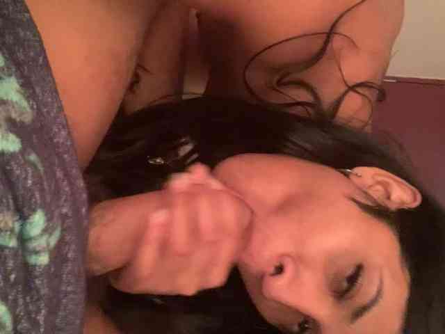 Nikhollhottt
