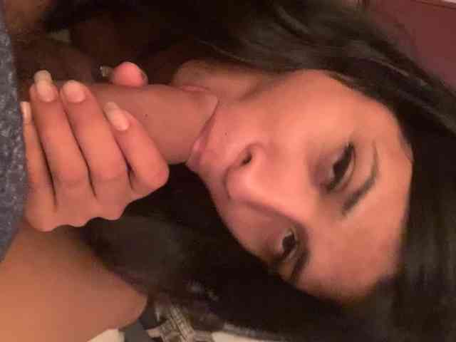 Nikhollhottt