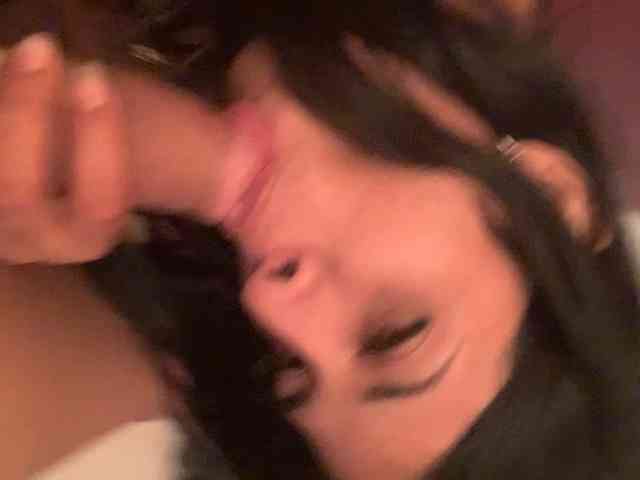 Nikhollhottt