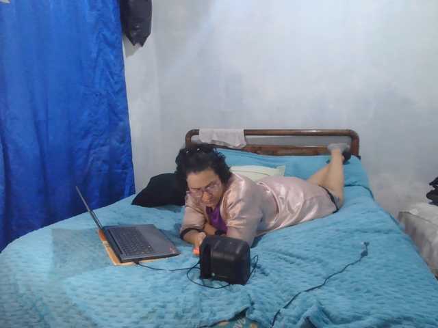 onlyLuxas23 live cam on BongaCams