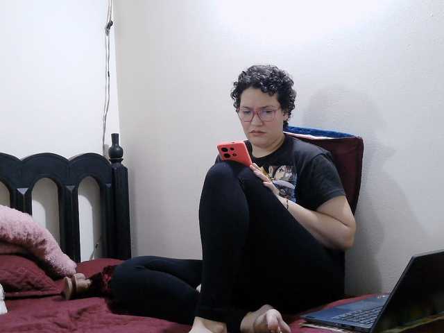 onlyLuxas23 live cam on BongaCams