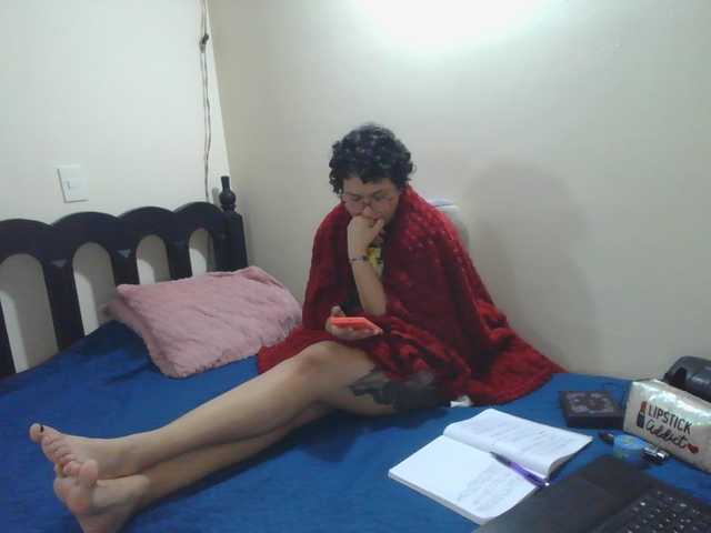 onlyLuxas23 live cam on BongaCams