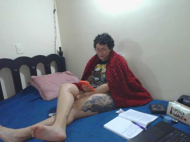 onlyLuxas23 live cam on BongaCams
