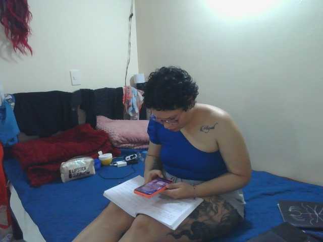 onlyLuxas23 live cam on BongaCams