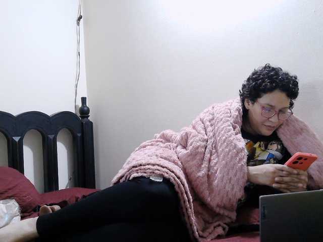 onlyLuxas23 live cam on BongaCams