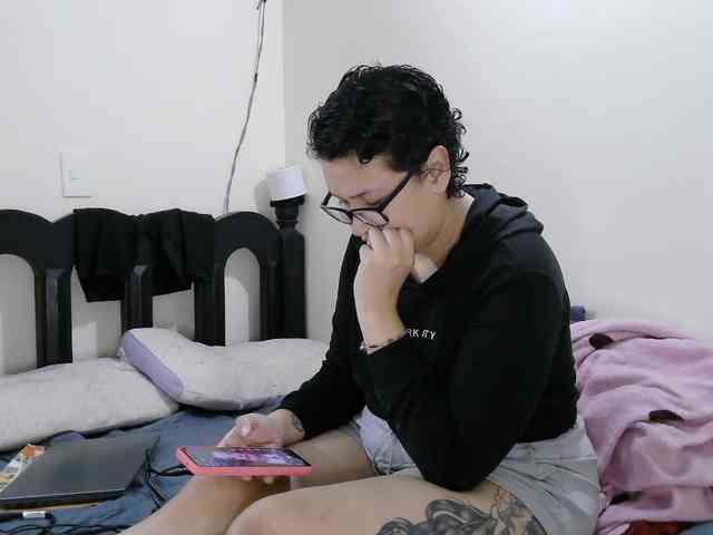onlyLuxas23 webcam
