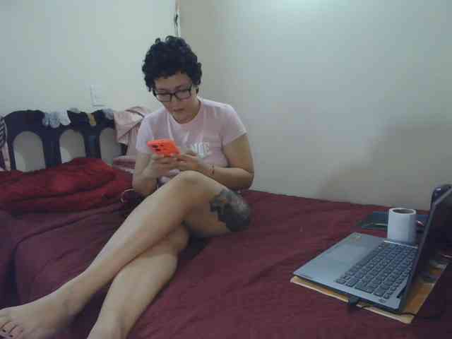 onlyLuxas23 webcam