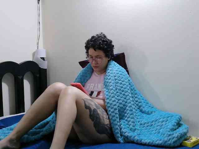 onlyLuxas23 webcam
