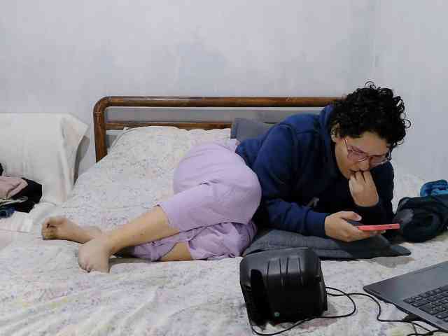 onlyLuxas23 webcam