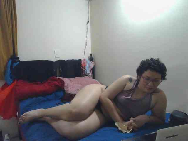 onlyLuxas23 webcam