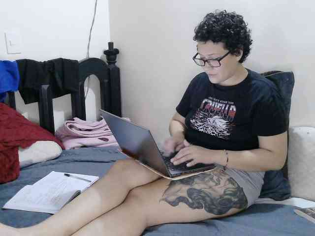 onlyLuxas23 webcam