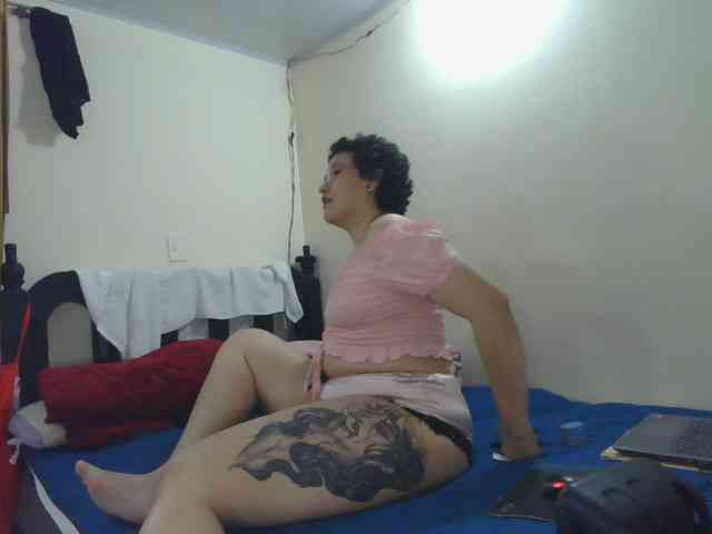 onlyLuxas23 webcam