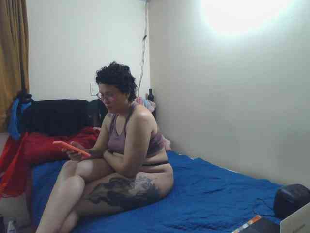 onlyLuxas23 webcam