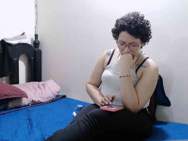 onlyLuxas23 webcam