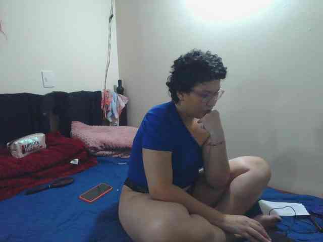 onlyLuxas23 webcam