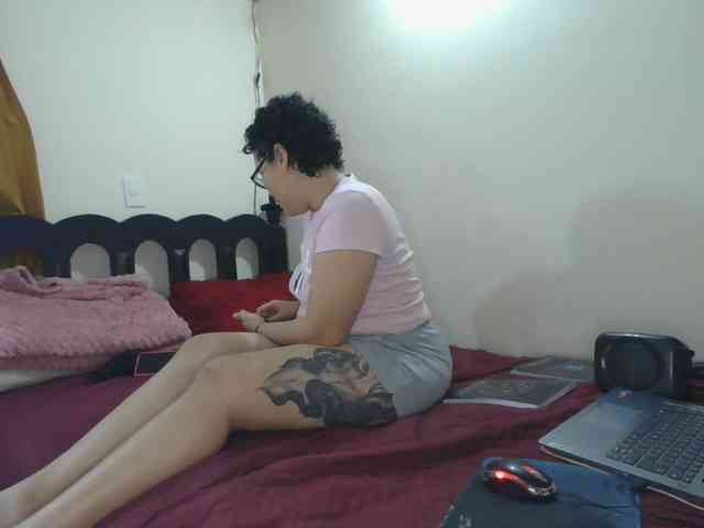 onlyLuxas23 webcam