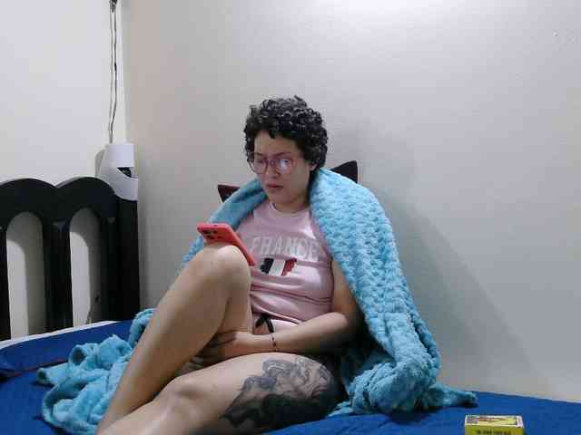 onlyLuxas23 webcam