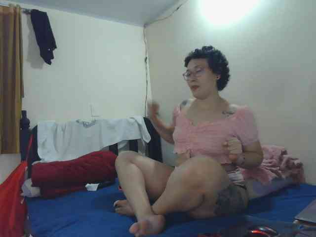 onlyLuxas23 webcam