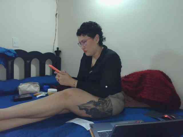onlyLuxas23 webcam