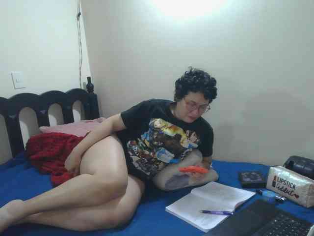 onlyLuxas23 webcam
