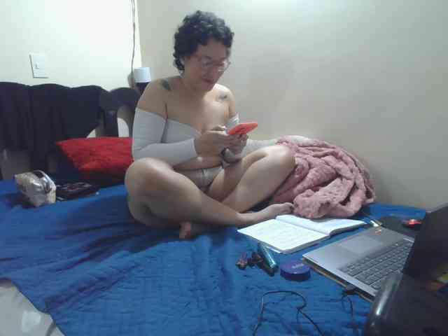 onlyLuxas23 webcam