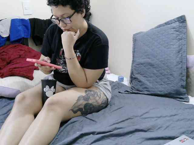 onlyLuxas23 webcam